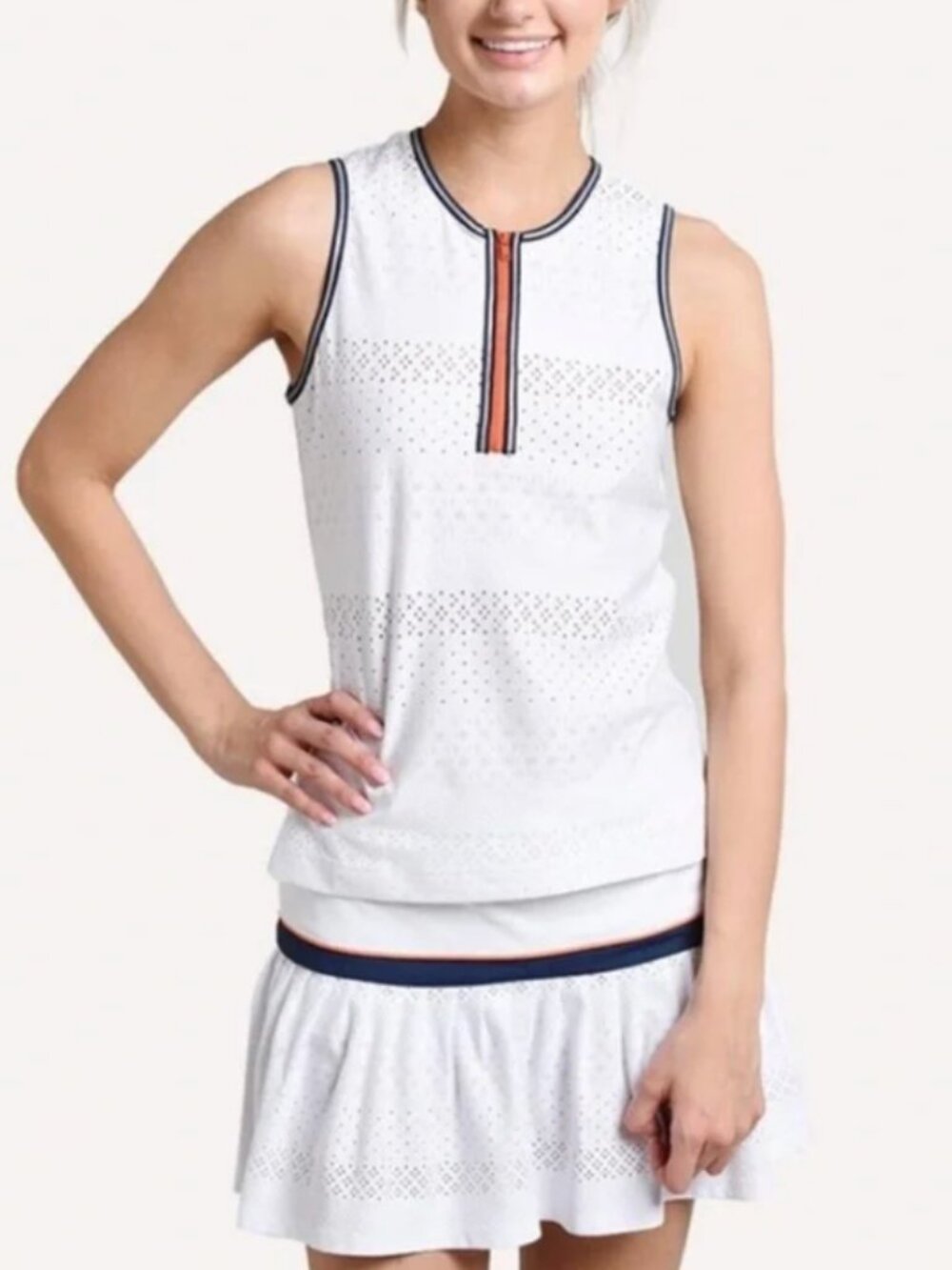 L'ETOILE sport tennis workout zip front tank white Medium.